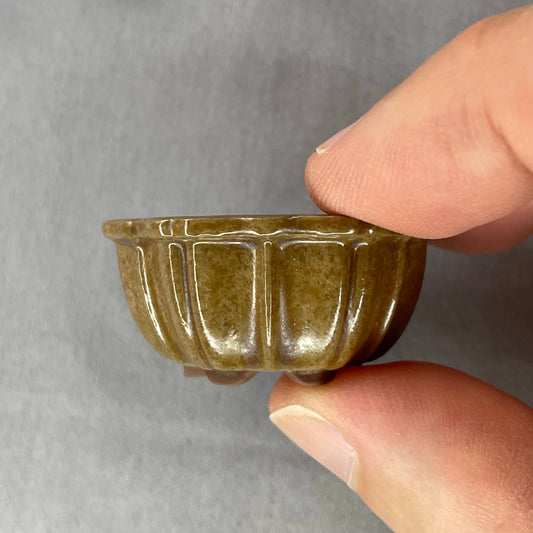 New! Tiny Flower Shaped Mame Bonsai Pot in Champagne Chocolate, About 1.5 inches wide