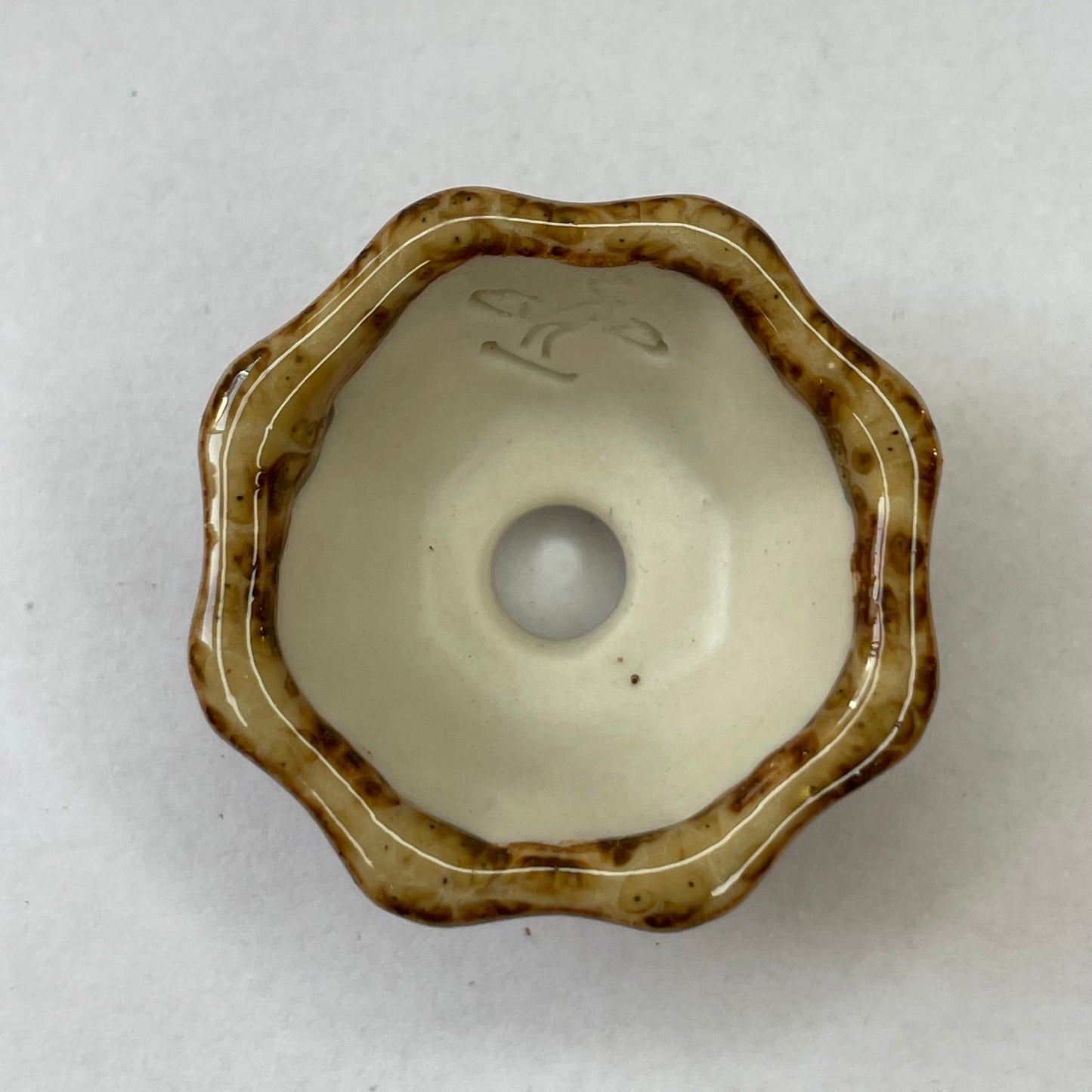 Tiny Flower-Shaped Mame Bonsai Pot in Leopard, Less than 1.25 inches wide