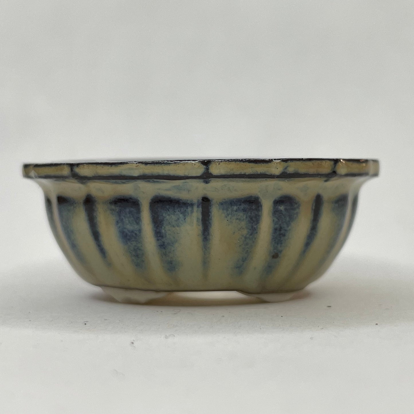 Tiny Scalloped Oval Mame Bonsai Pot in Cappuccino, About 1.5 inches long